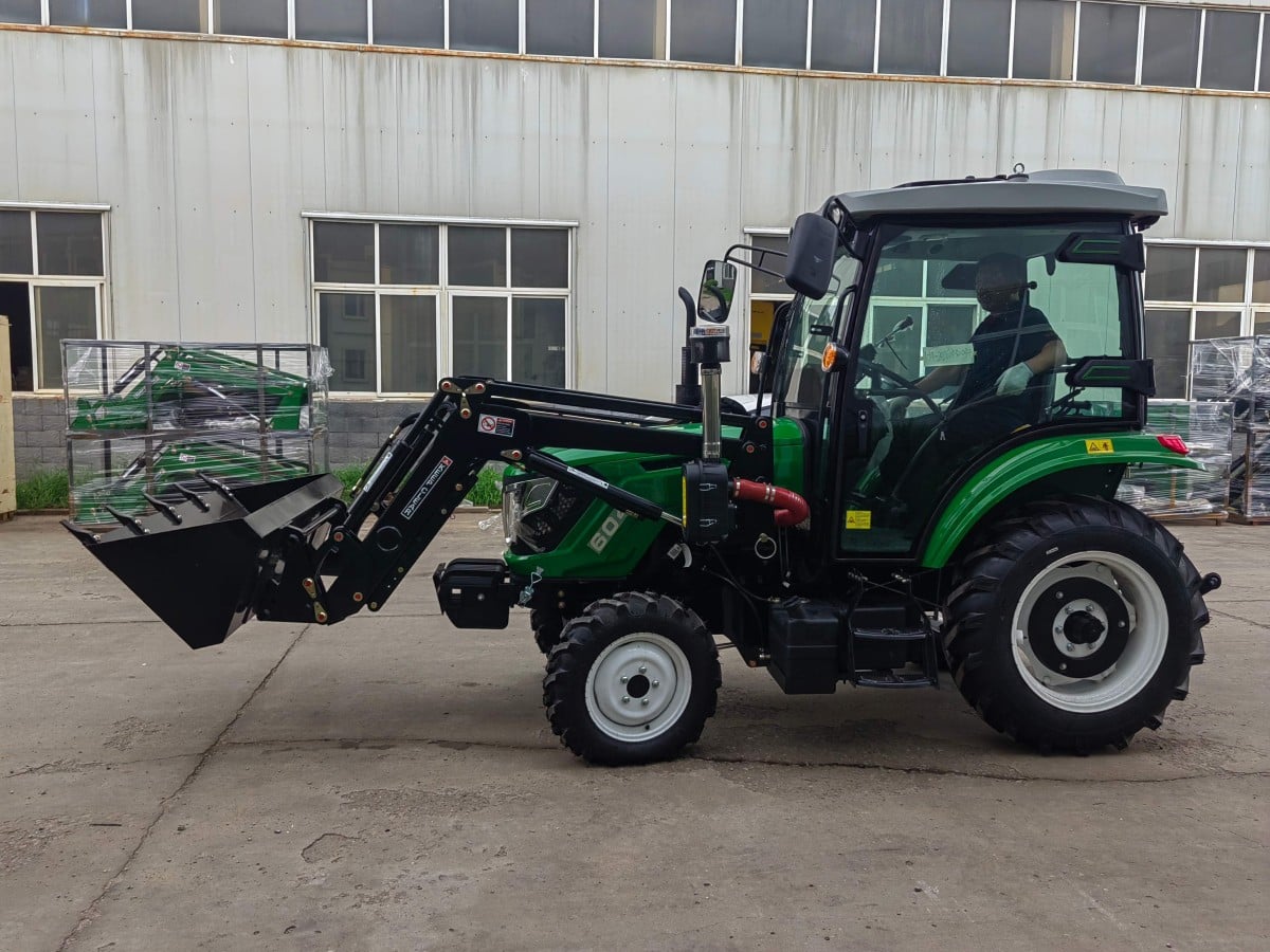tractor.jpg