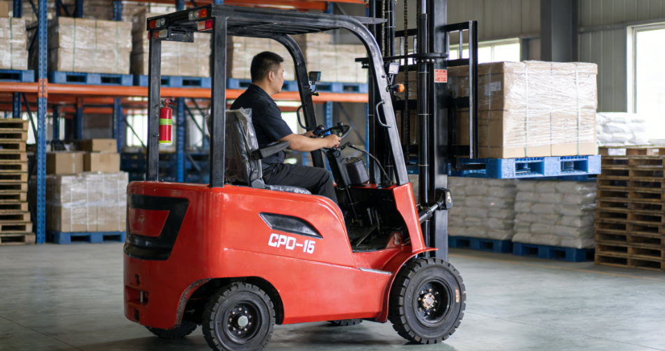 High-Performance Hydraulic Front End Loaders from Nuoman Machinery