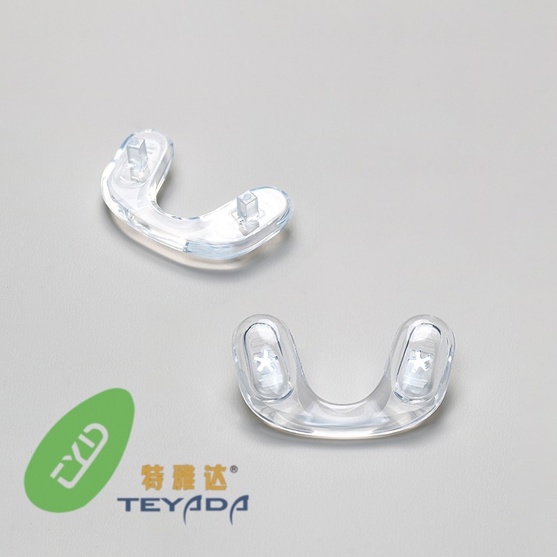 Q-24 Air-Vacuum 25.2 x 14.7mm Screw-ON Strape Bridge