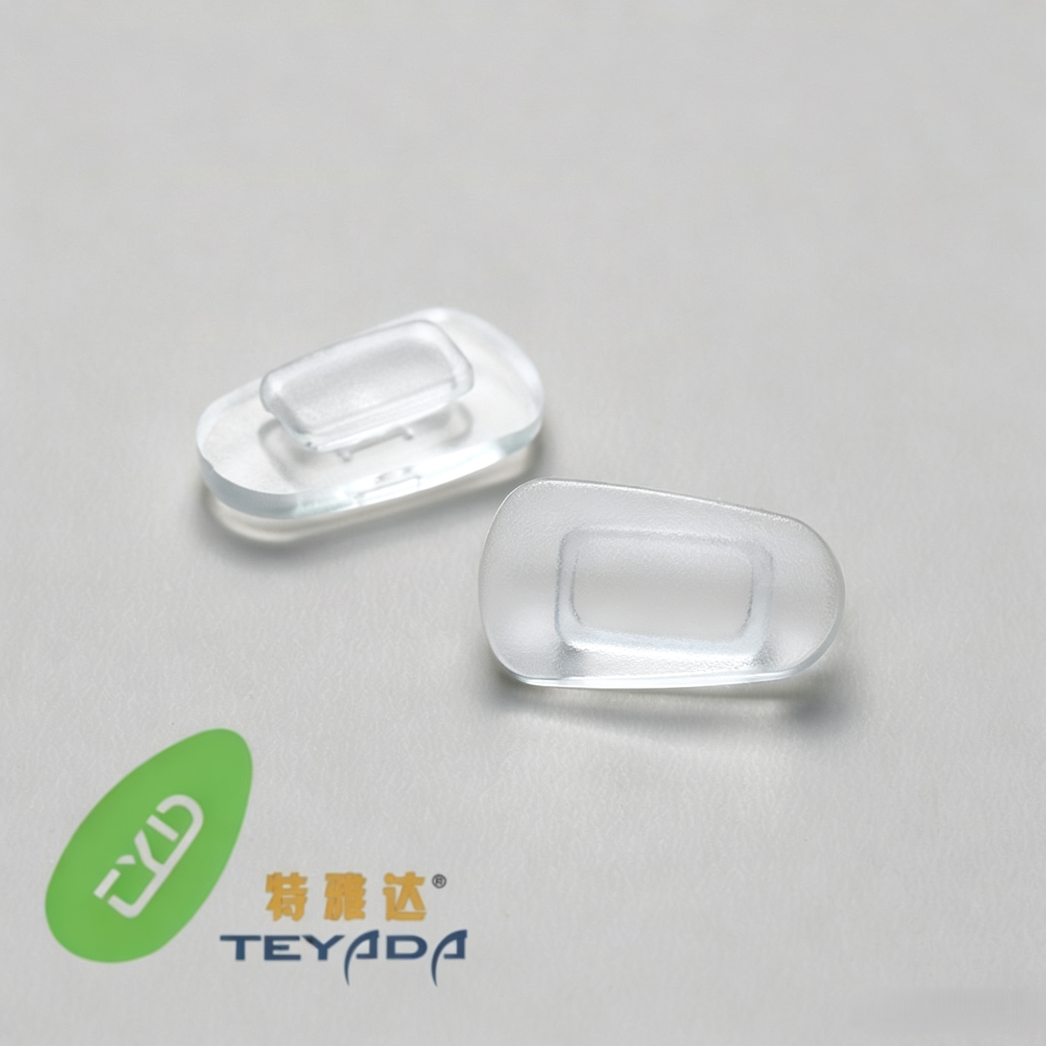 G-547 Tear Drop Button-UP Nose Pad