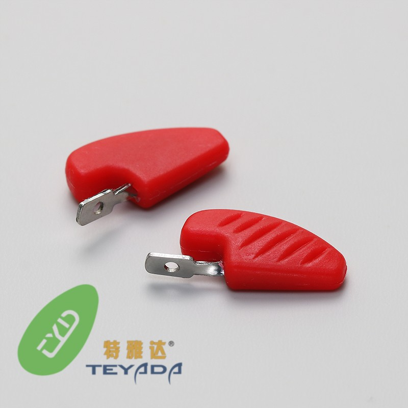 G-477 D-Shape 15.1mm Screw-ON Nose Pad