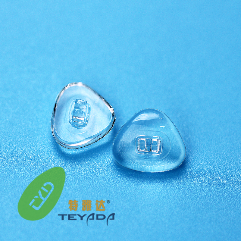 G-643 Triangle 9.5mm Screw/Clip-ON Nose Pad