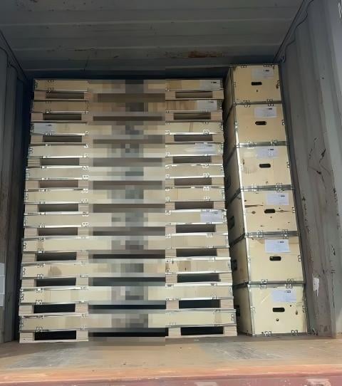 Peak Shipping Season: Mass Shipments of Garage Equipment Sent Worldwide Before National Day Holiday
