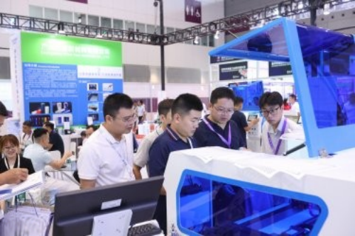 Kunwei Electronics praesentatur materiales interconnectionis alti perficientiae in Conventu Internationali de Technologia Connectionis & Wire Harness World Annual Meeting