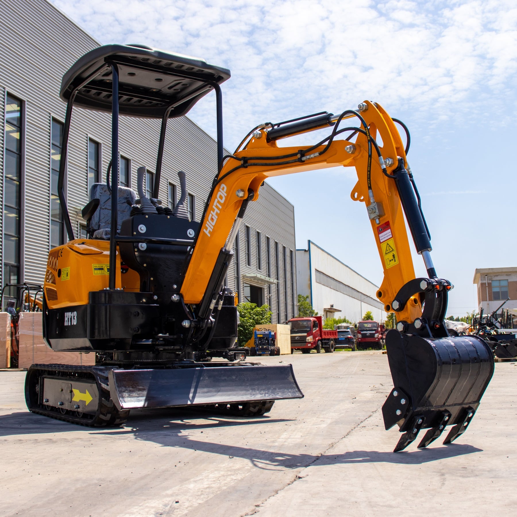 Excavadora mini HT-13