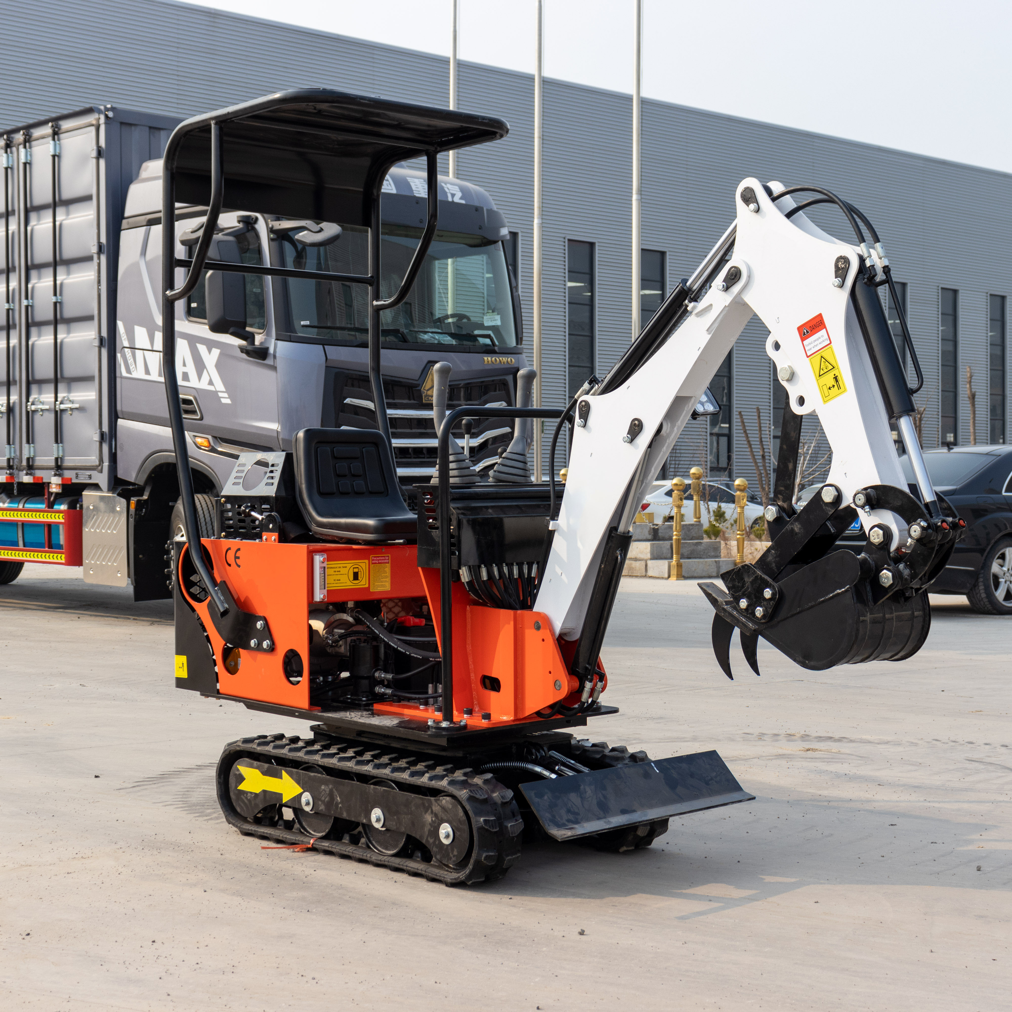 Excavadora compacta HT08 de 800 kg práctica y compacta