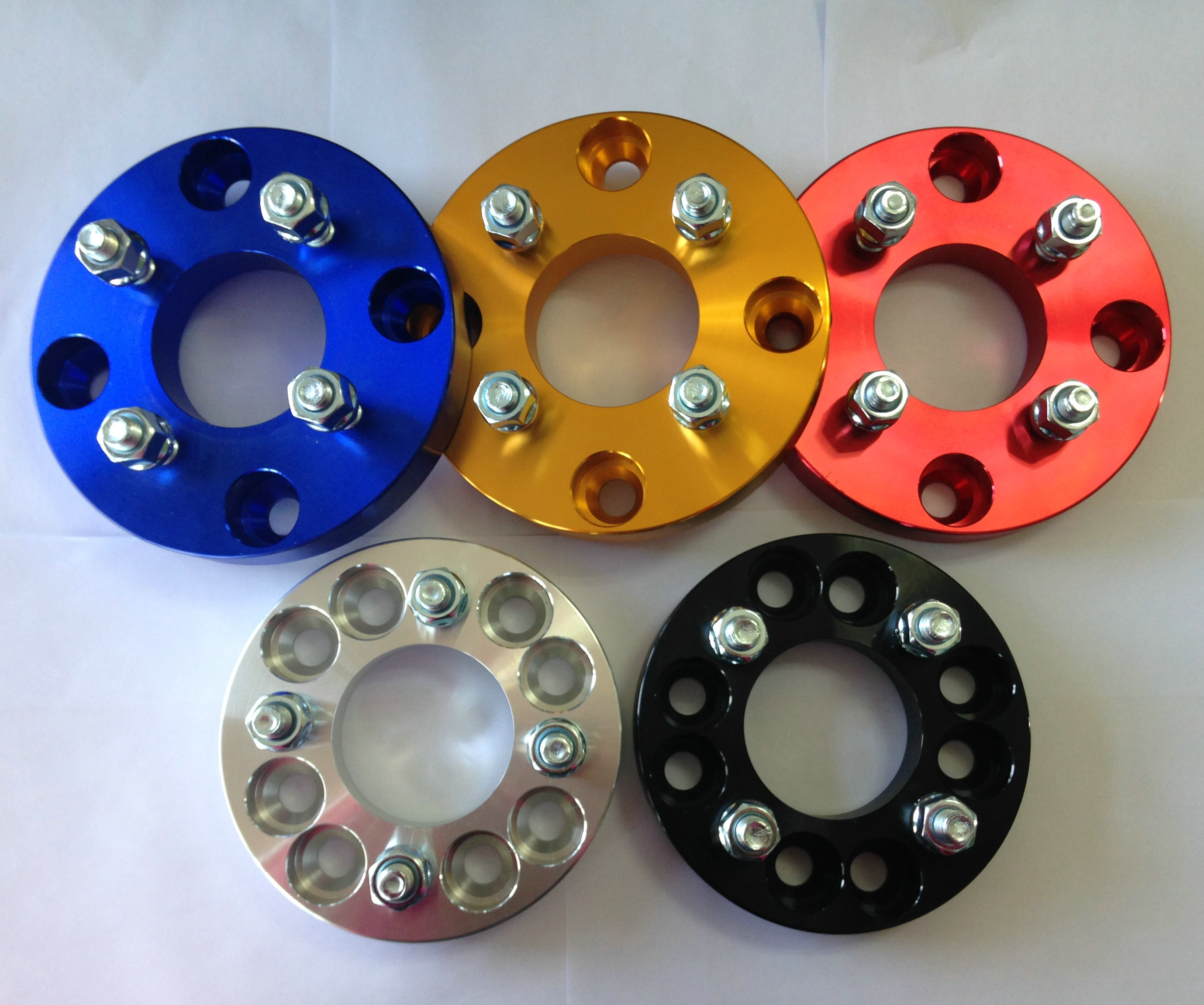 Aluminiumed Forged wheel adapters solid customized dimesions colors brand logo marking