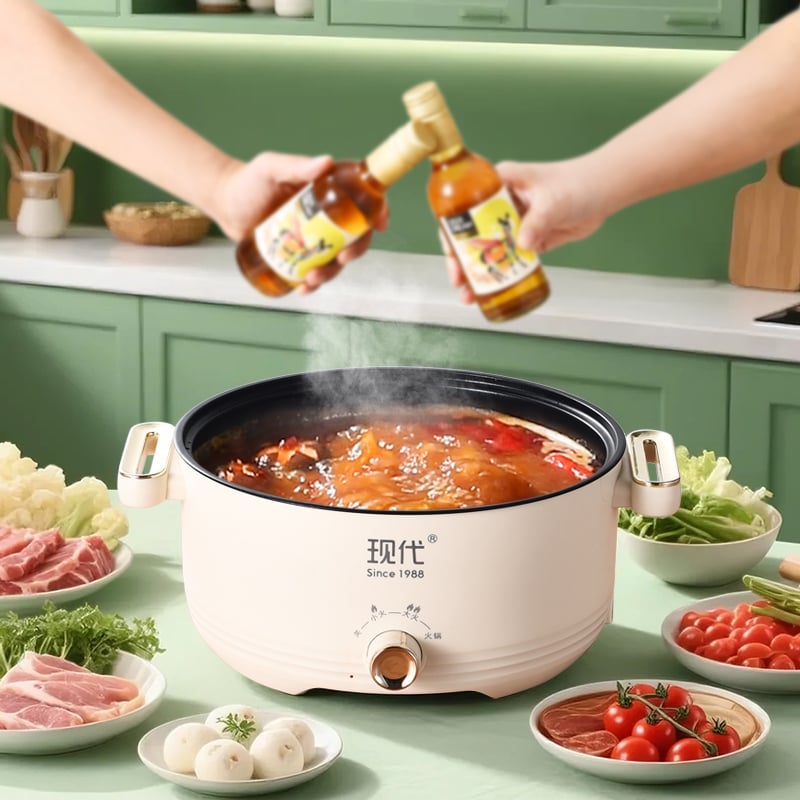 Electric cooking pot with PP steamer
