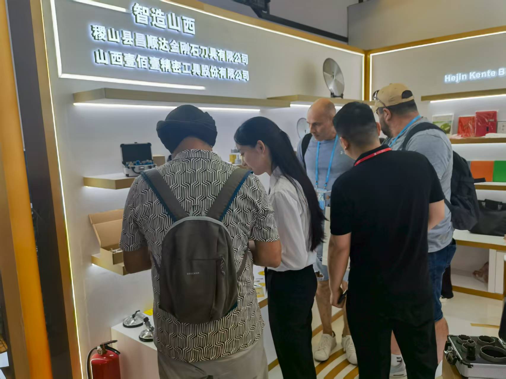 Changshunda at CIIE Shanxi Manufacturing Shines on the World Stage.jpg
