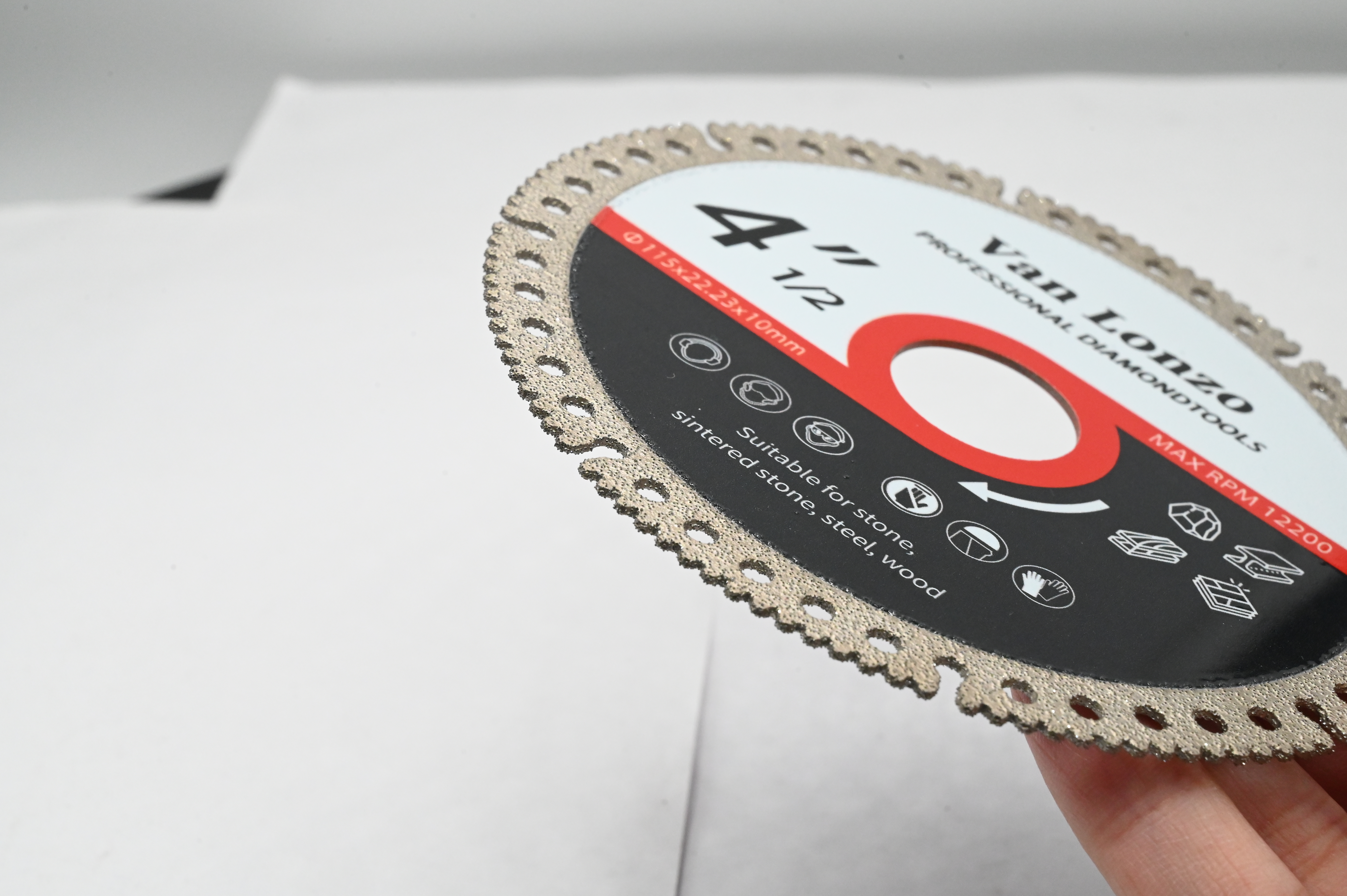 How to Extend the Lifespan of Your Diamond Cutting Blade
