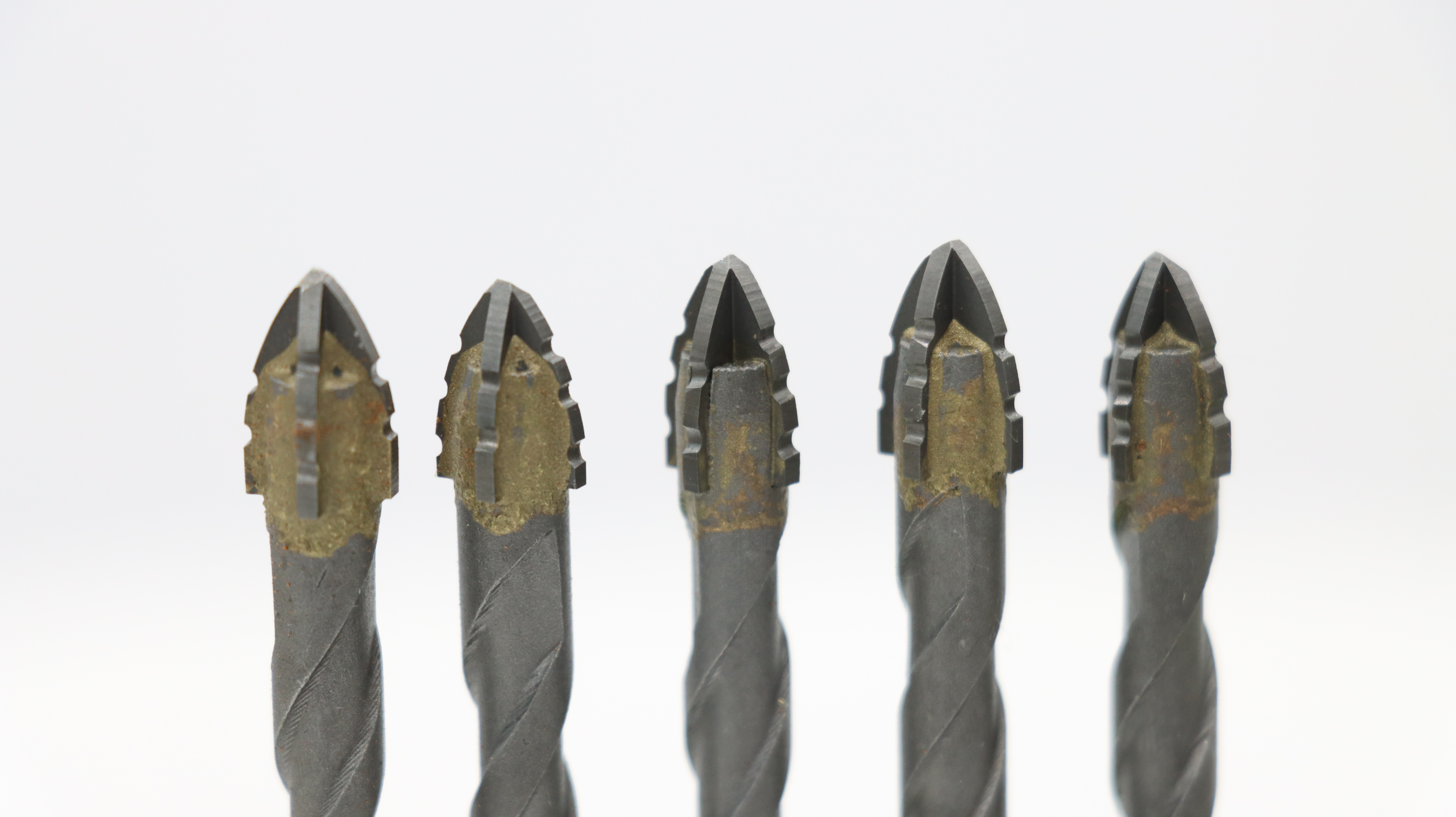 How Carbide Hole Saw Kits Improve Efficiency in Drilling Projects