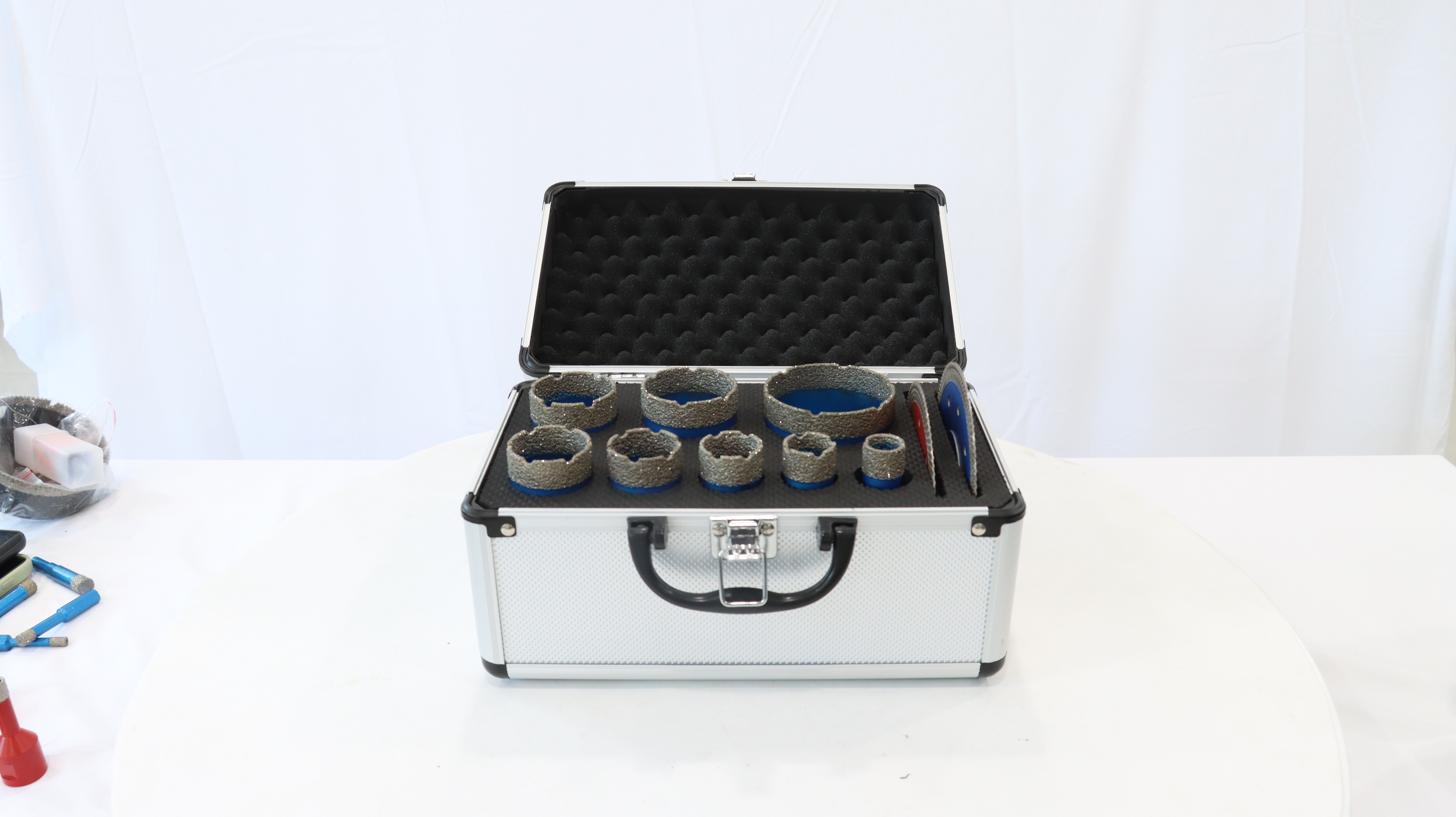 What Are the Benefits of Investing in a Durable Hole Cutter Kit?