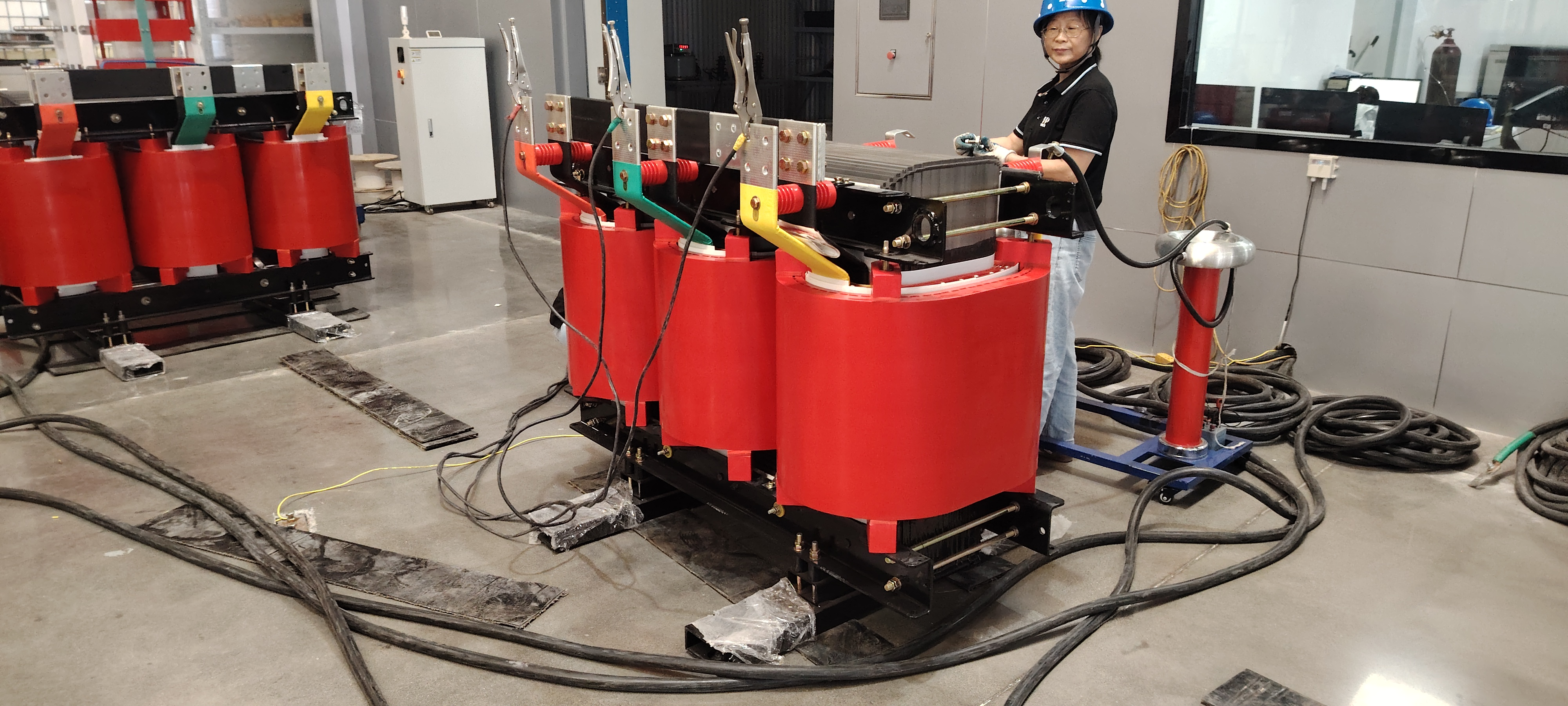 Automatic Distribution Transformer Test System for Distribution, Dry-Type and Renewable Energy Transformers3.png