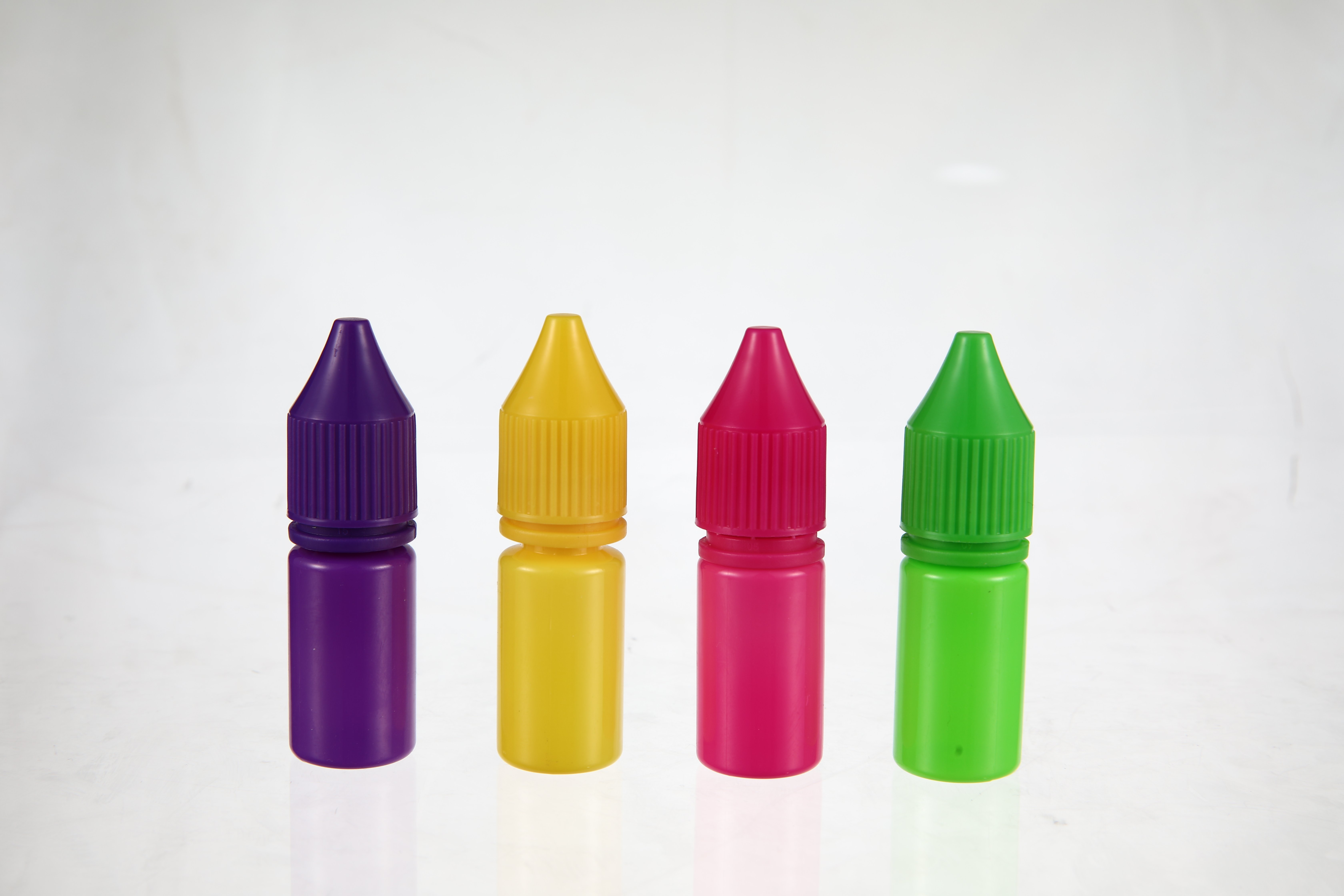 Why Choose a 10ml PET Bottle for Oils, Serums, or Lab Use?