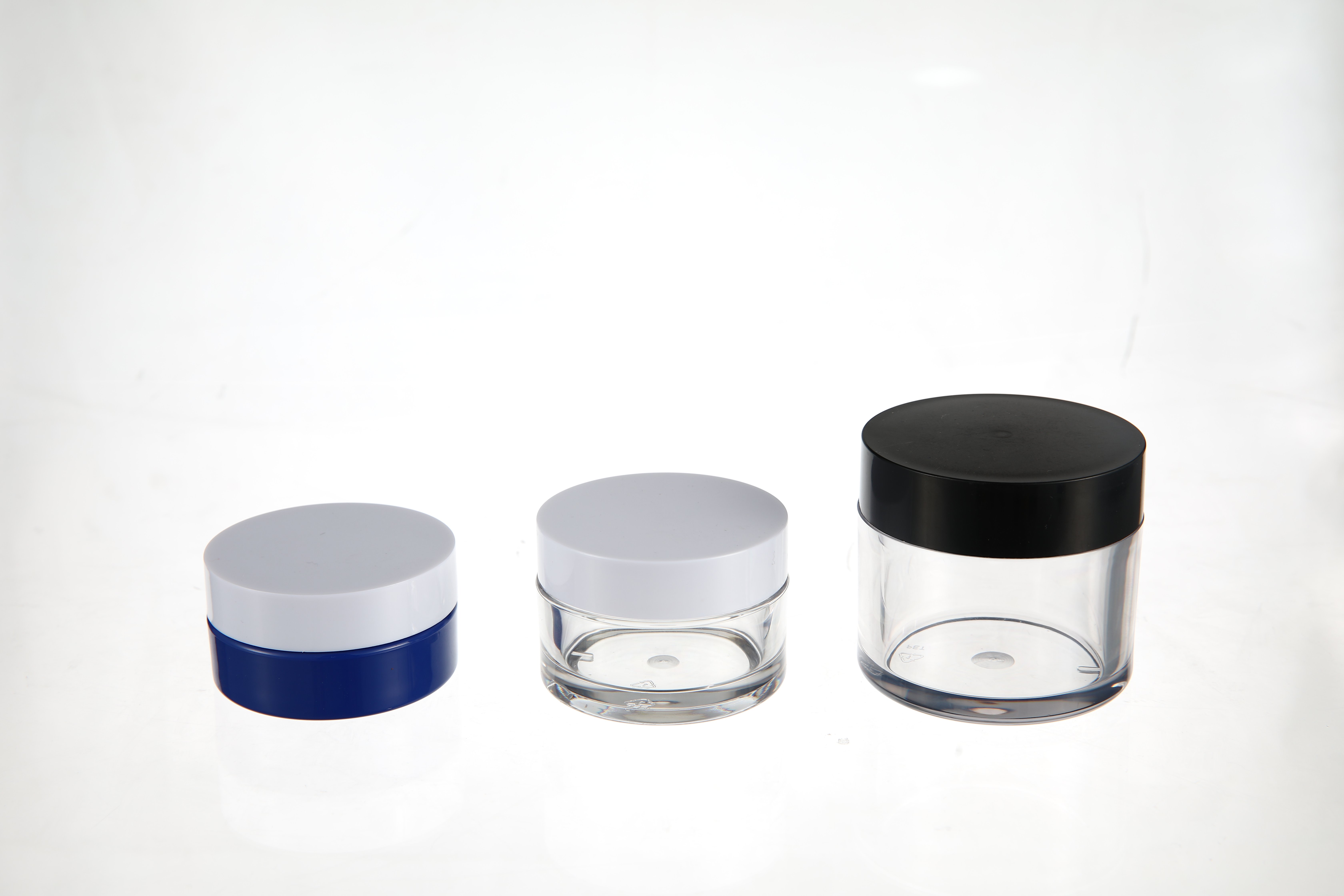 What Should You Look for in Wholesale Cosmetic Packaging Suppliers?
