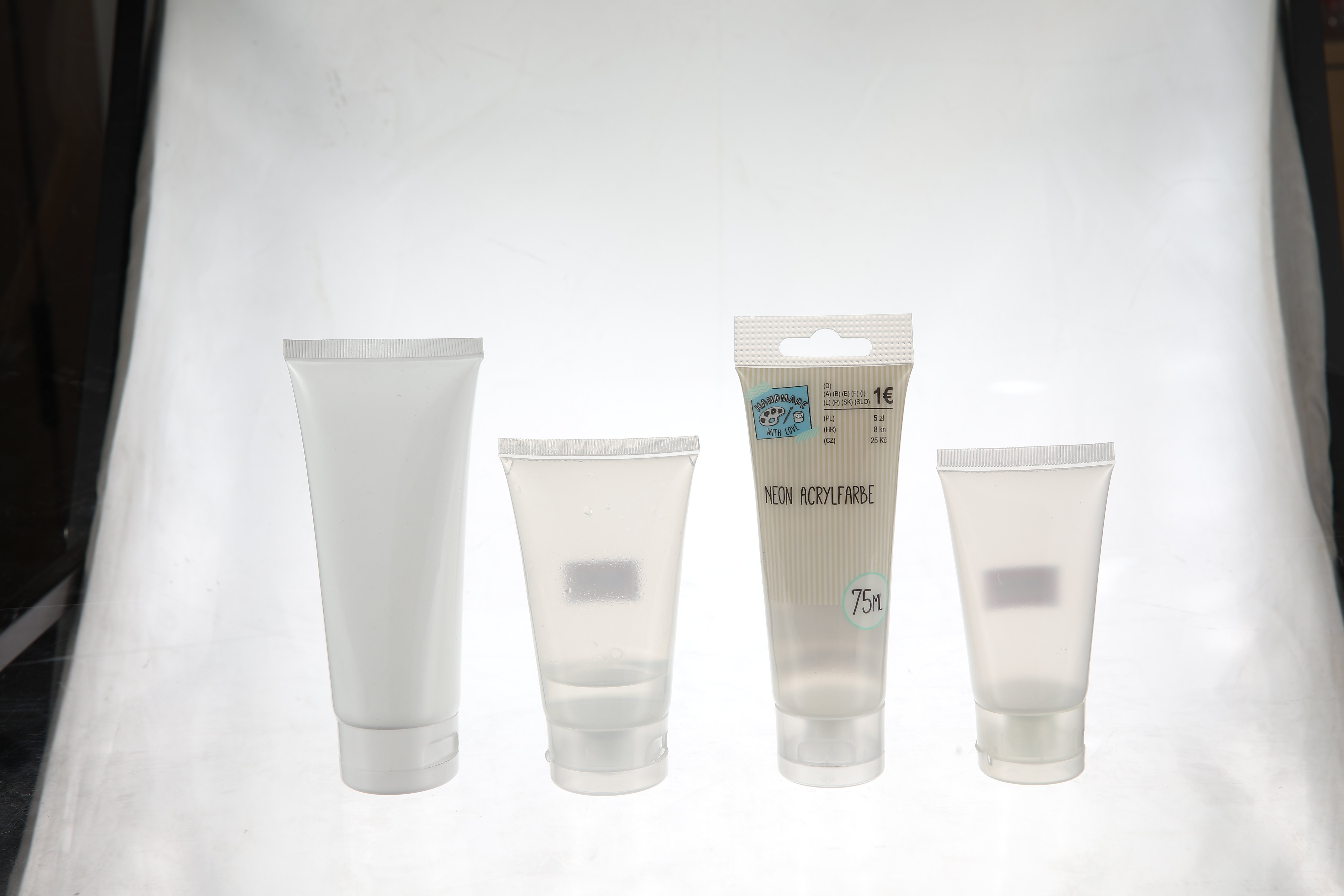 Why Is the 100ml HDPE Bottle a Versatile Choice for Many Industries?