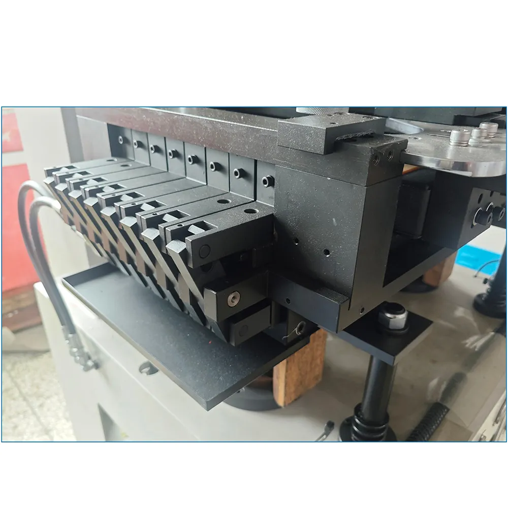 Why Oil Pressure Technology Remains a Trusted Choice for Automatic Gluing Machines?