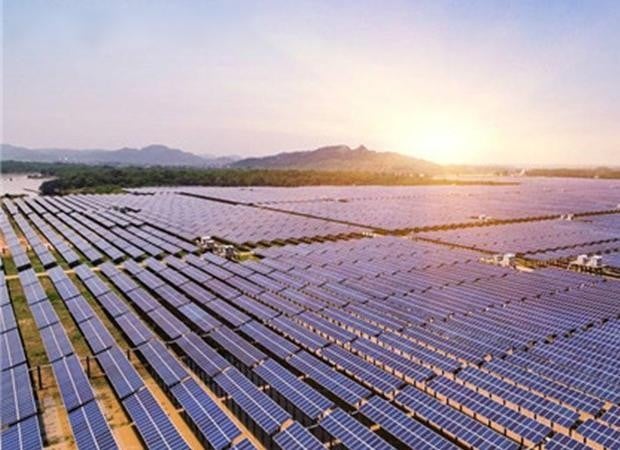 centrală electrică solară de 15 MW montată la sol, Germania
