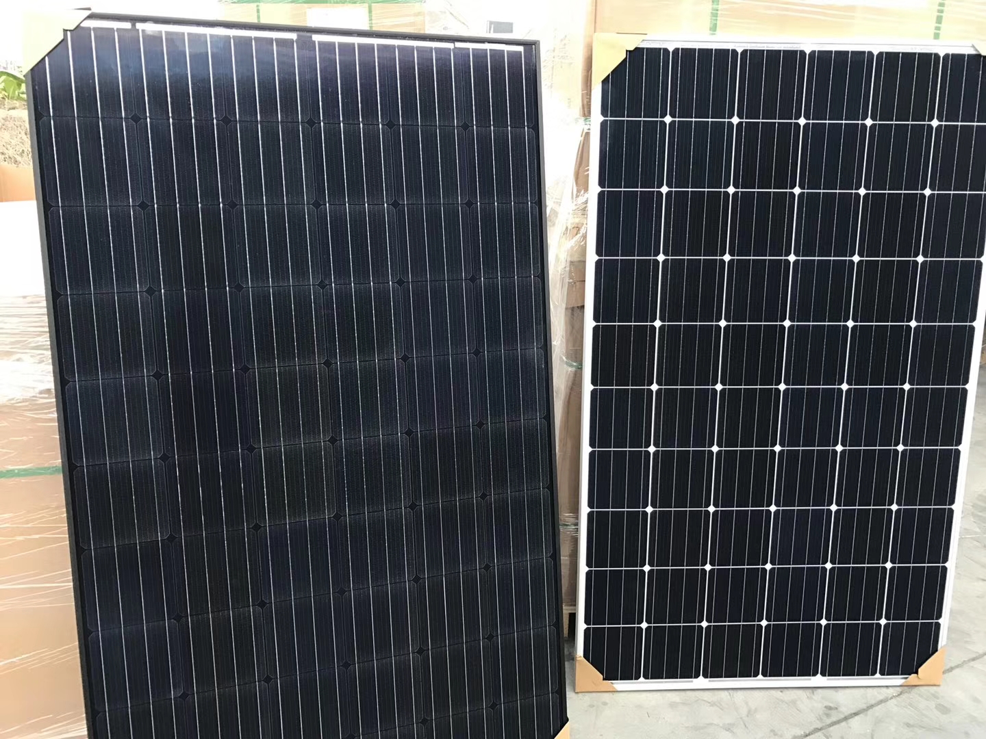 What are the benefits of custom small watt solar panels for OEM orders?