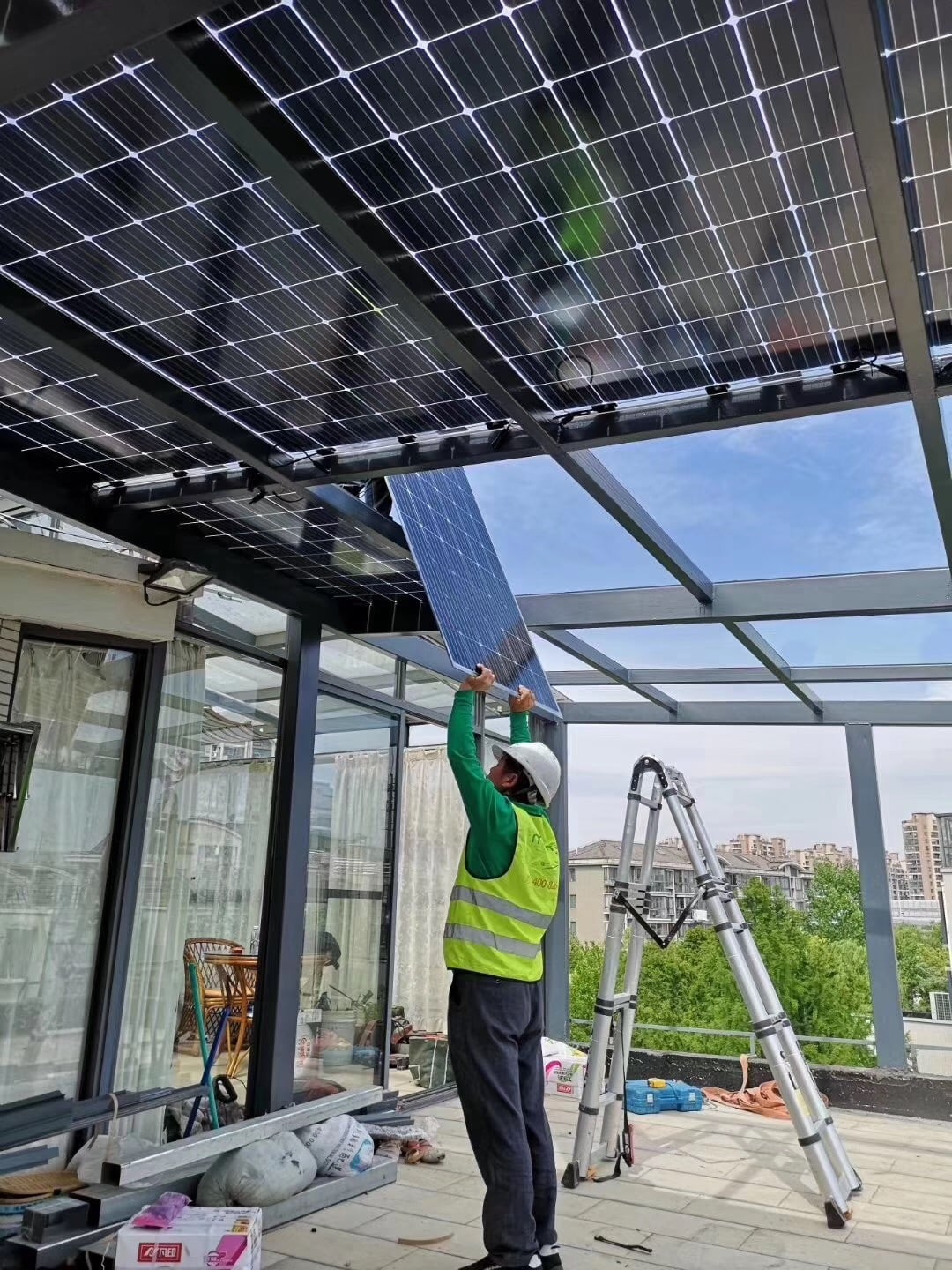 Why choose a PWM solar controller for cost-effective solar street lights?