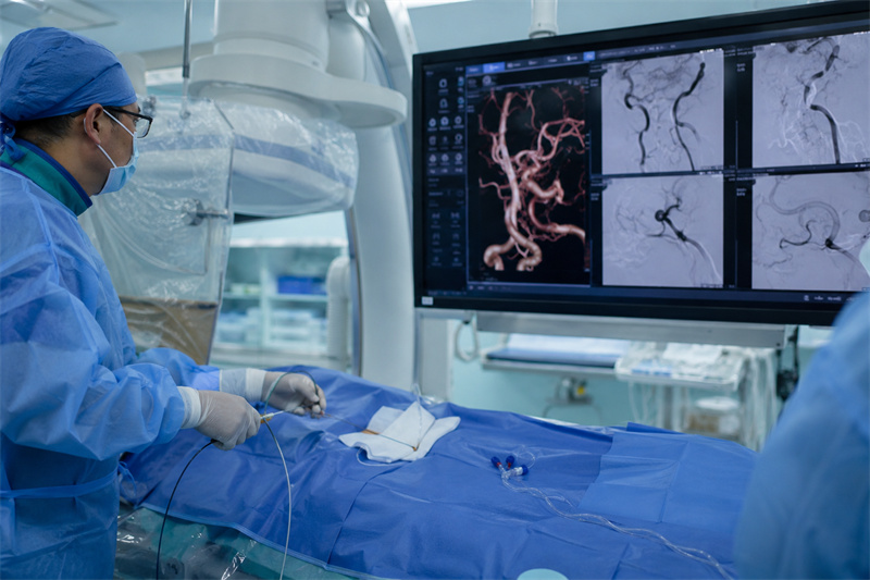 Minimally Invasive Interventional Devices Field