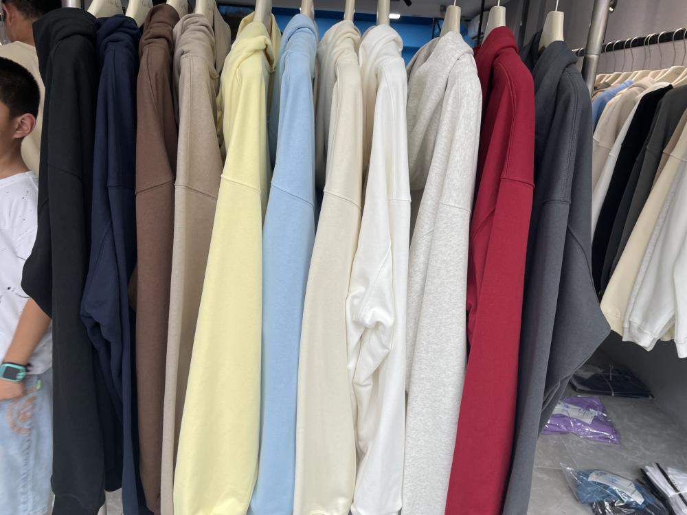 Where to Source High-Quality Chunky Cardigan Sweaters for Resale?