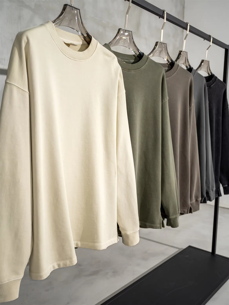 How to Ensure the Best Fit for Custom Sweatshirts in Bulk?