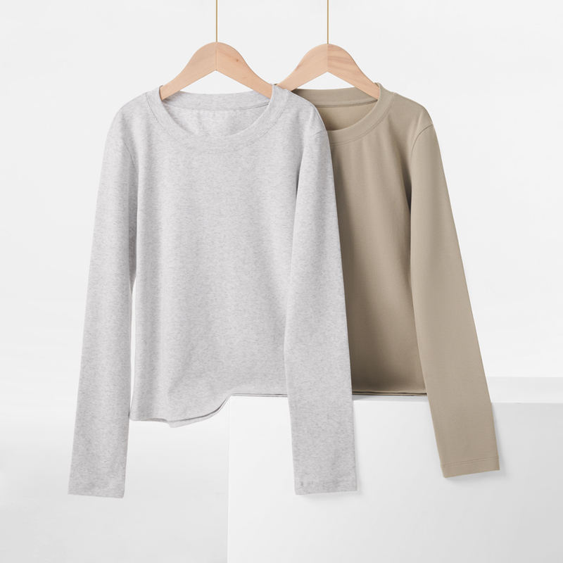 How to Elevate Your Outfit with Versatile Women's Long Sleeve Tops