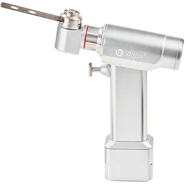 Application of orthopedic oscillating saw in joint replacement