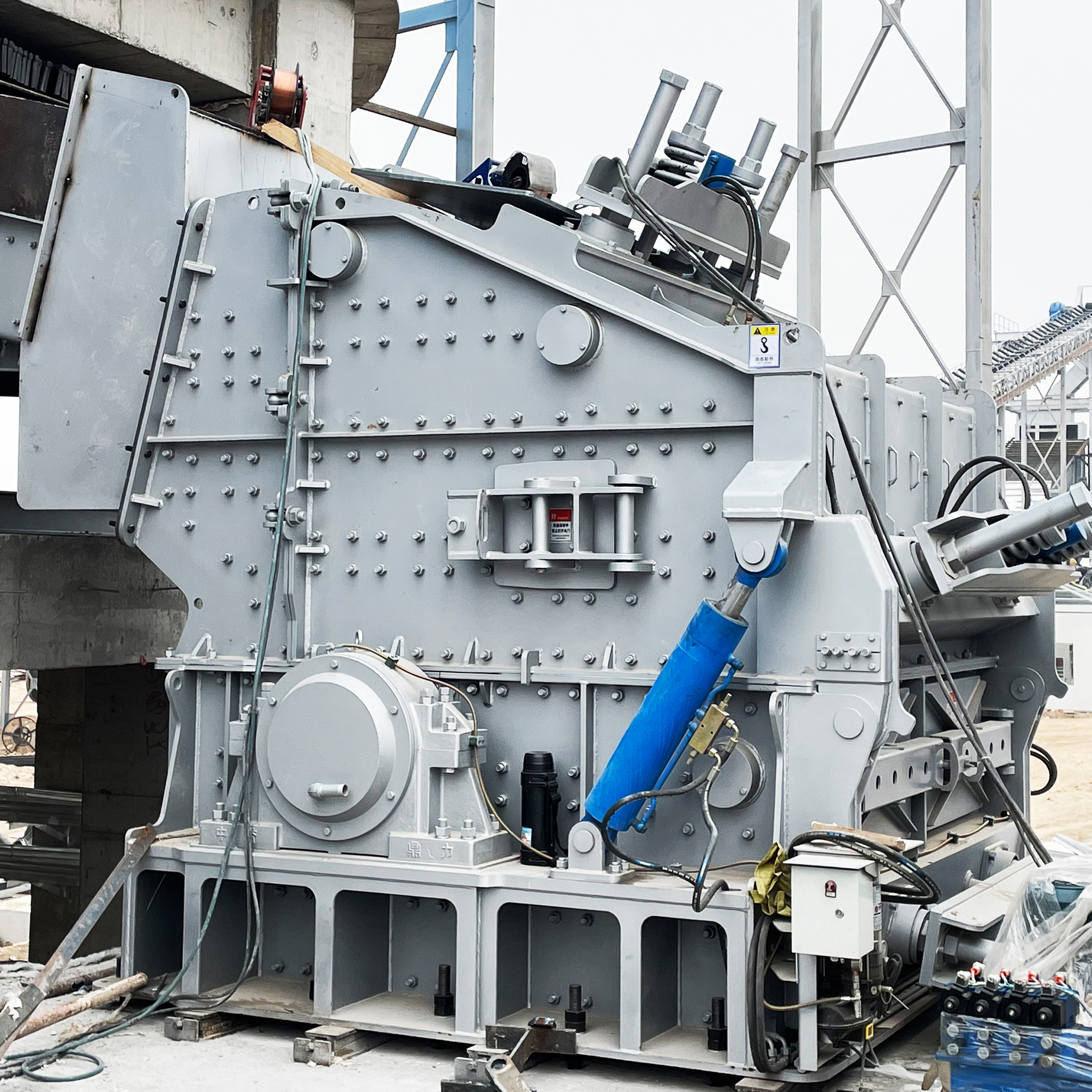 Hydraulische Impactmolenmachine | Geavanceerd hydraulisch systeem voor steengroeven