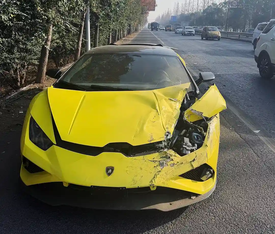 A Complete Guide Find OEM Used Parts For Lamborghini.webp