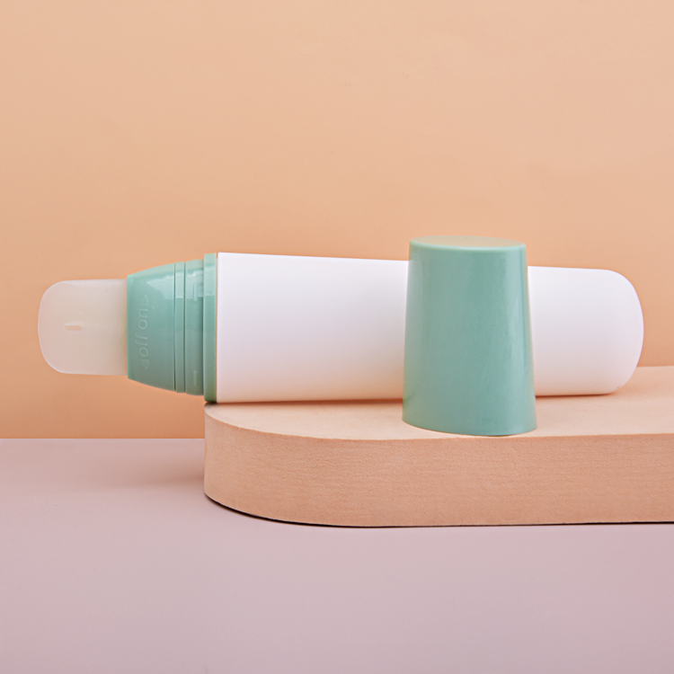 LS03 Facial Cleanser Plastic Gel Bottle Squeeze 100g Cosmetic Packing Container Eye Cream Tube Packaging with Soft Silica Gel Brush factory