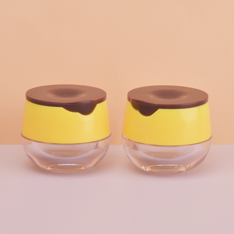 LS02 6g Unique Honey Shape Cute Design Small Lip Balm Lip Mask Scrub Container Jar With Applicator Cosmetic Plastic Jar details