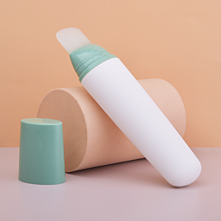 LS03 Facial Cleanser Plastic Gel Bottle Squeeze 100g Cosmetic Packing Container Eye Cream Tube Packaging with Soft Silica Gel Brush factory