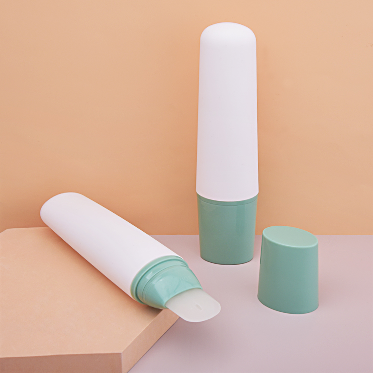 LS03 Facial Cleanser Plastic Gel Bottle Squeeze 100g Cosmetic Packing Container Eye Cream Tube Packaging with Soft Silica Gel Brush supplier