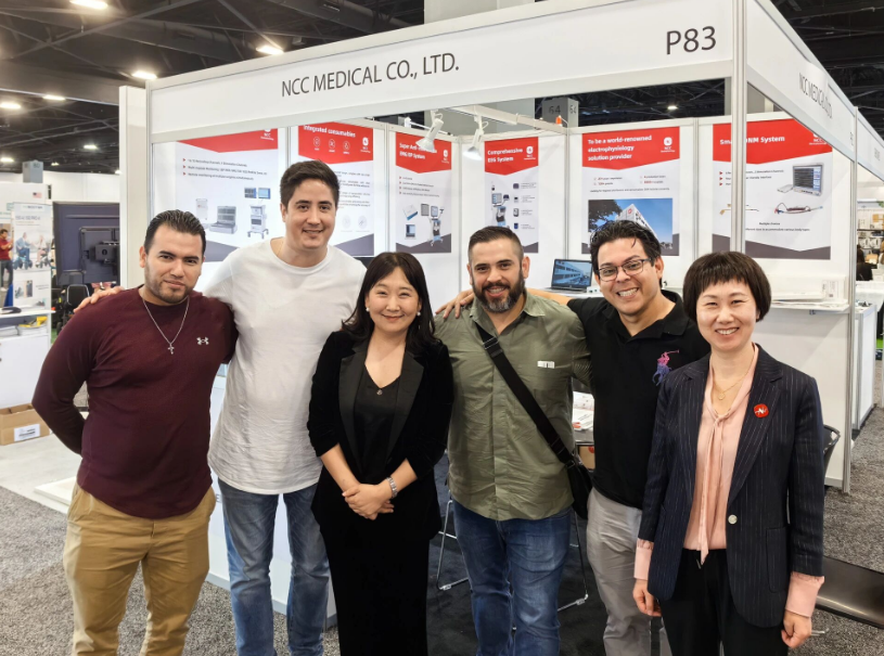 Connecting with international medical-device professionals and exploring global cooperation