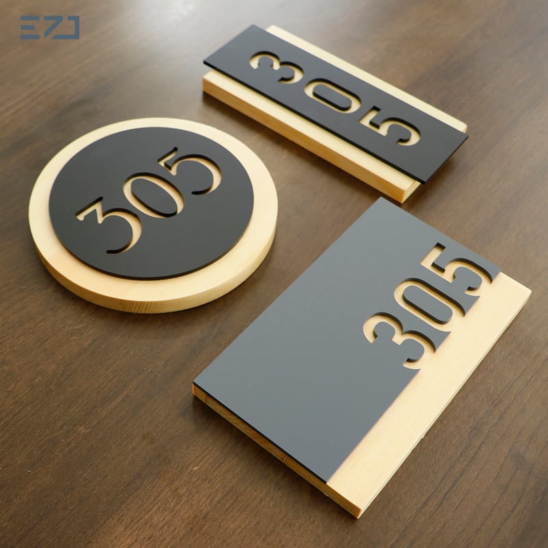 Wooden room numbe5.jpg