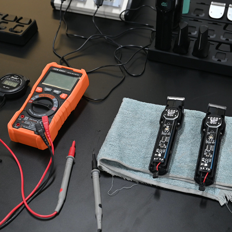 10. Charge and discharge time test