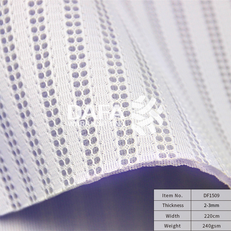 Tessuto ad aria 3D a spaziatura per materassi, lavorato a maglia per trama in poliestere al 100%: specifiche di alta qualità per acquirenti di materassi e articoli per il letto