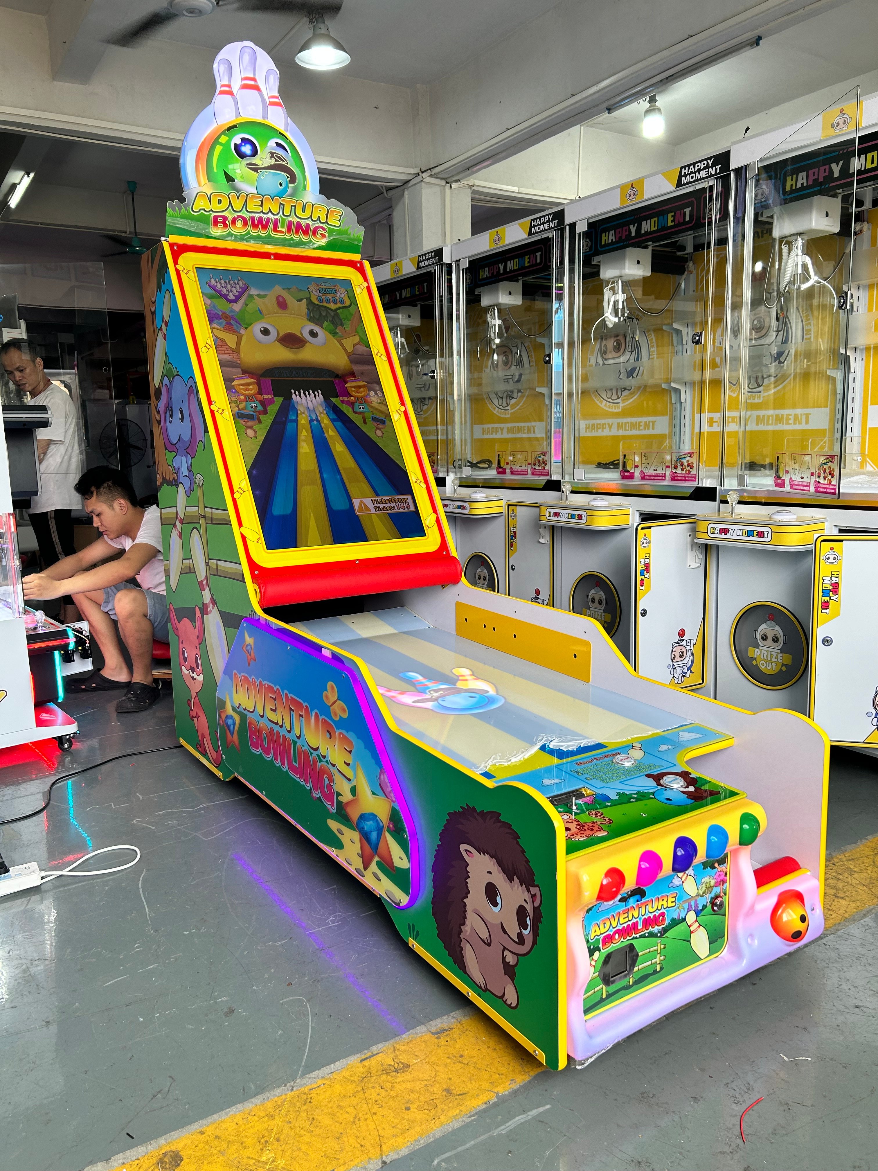 Bowling ball_Funforward professional arcade manufacturer coin operated machine arcade layout design service playground project 