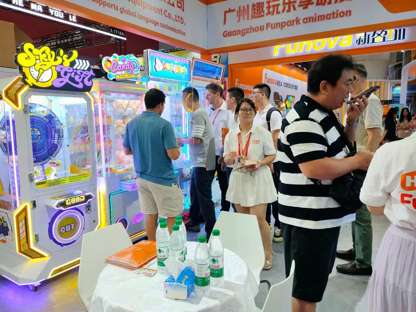 Space War Air Hockey: The Social Interaction Magnet
