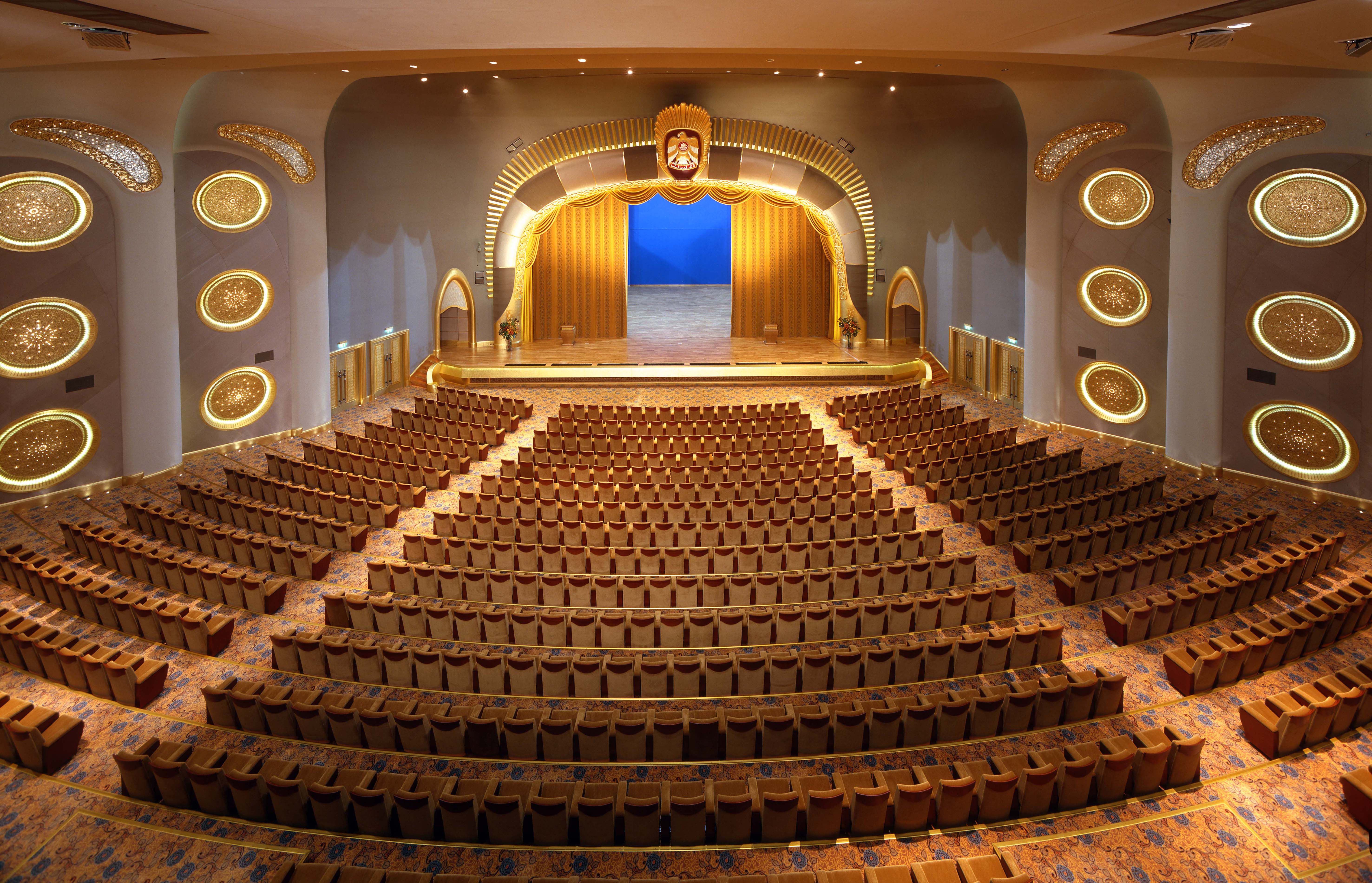 emirates-palace-hotel-3.jpg