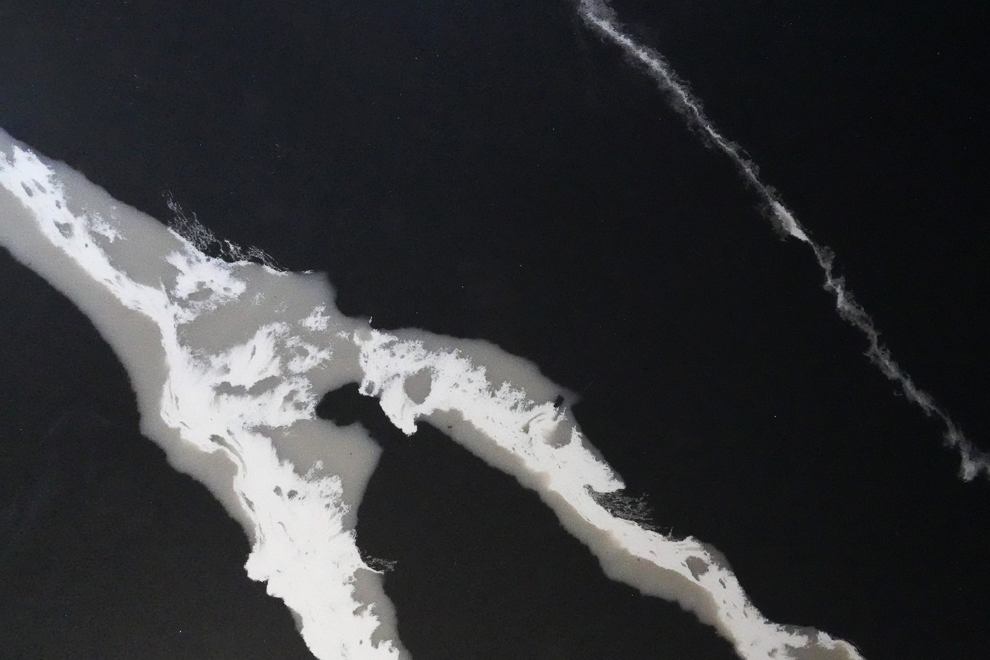 Quartz Calacatta 4043