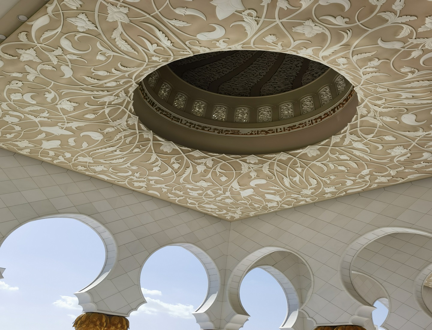 Sheikh Zayed Grand Mosque | Public Construction | | RUNPIN Insights