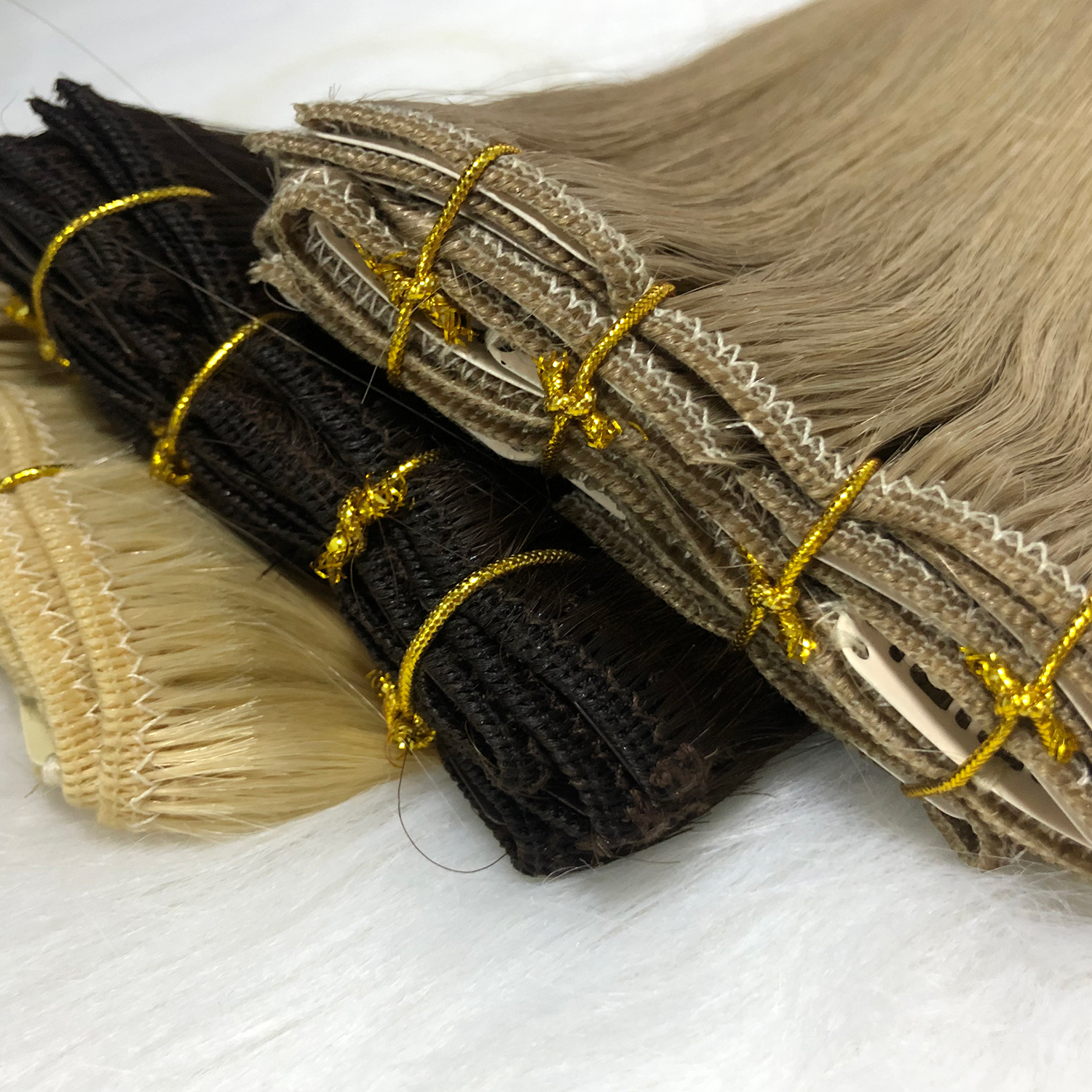 clip in hair extension (3).jpg