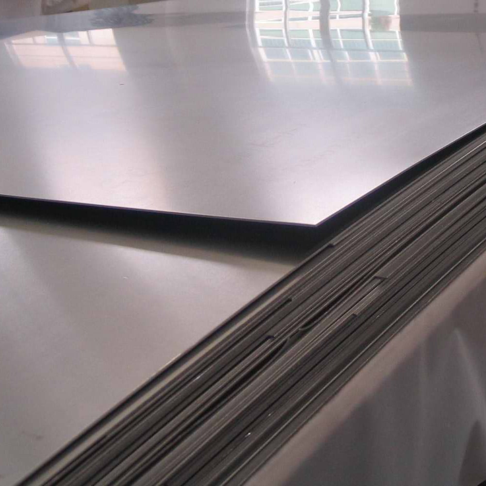 Što čini 10mm titanijum ploču pogodnim za konstrukciju?