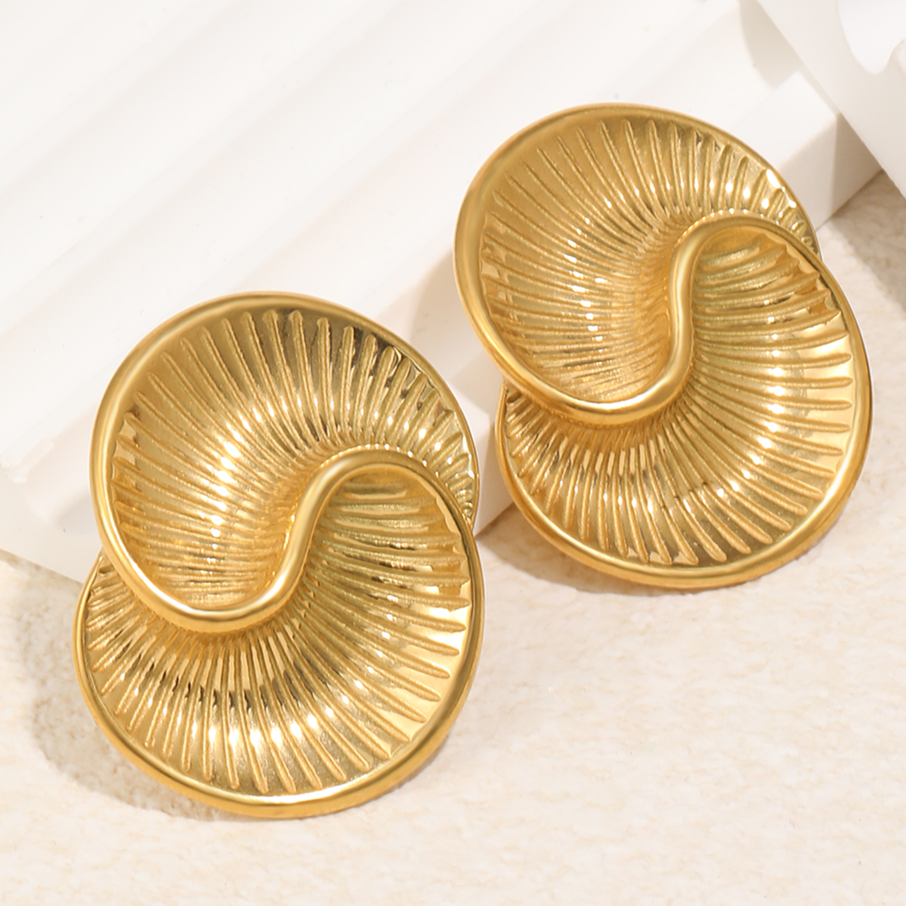 Apa Saja Manfaat Membeli Anting Stainless Steel dalam Jumlah Besar?
