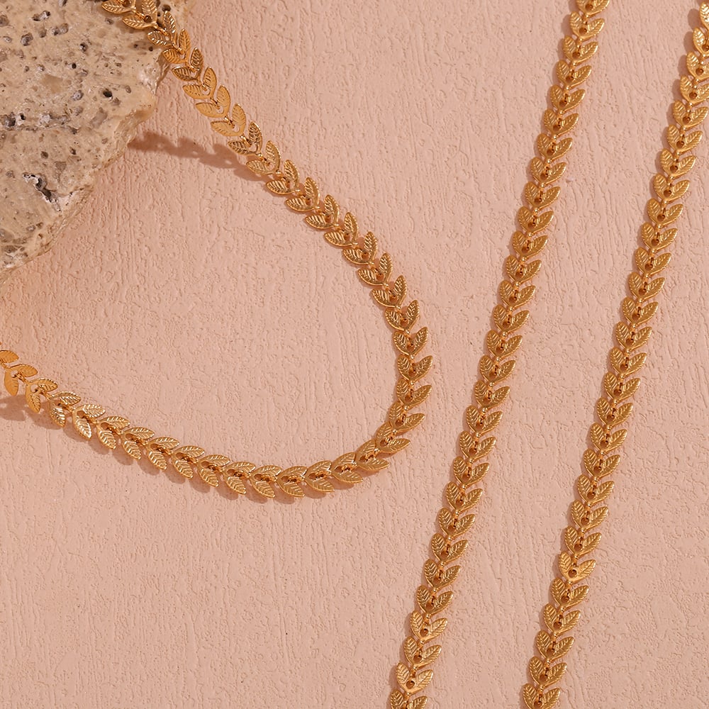 Apa yang Membuat Kalung Choker Menjadi Aksesori Wajib?