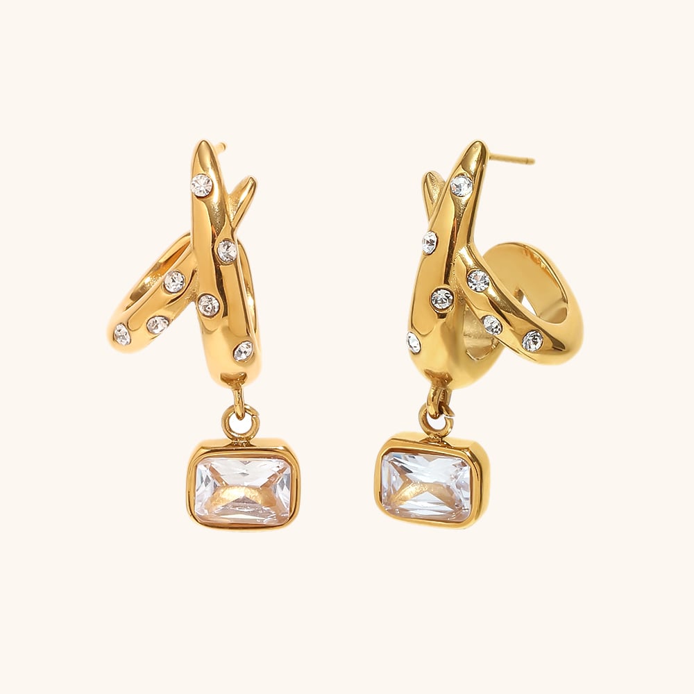 Twisted Zircon Stud Earring