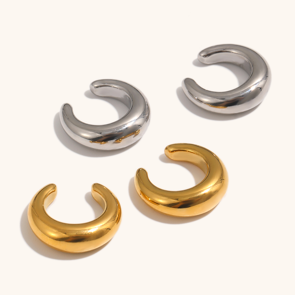 hammered gold plated huggies earring-2